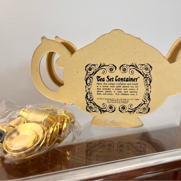 Vintage Miniature Tea Set by B. Shackman 1983 Gold Plastic Die cut Teapot Box - Picture 3 of 10